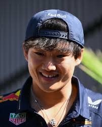 Taking a stroopwafel break in the sun 😌💙 #F1 #RedBullRacing #DutchGP 📸  @Gettyimages