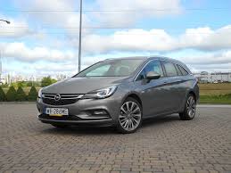 Nowy opel astra k sportstourer. Opel Astra Sports Tourer Pakowne Kombi Z Oszczednym Dieslem
