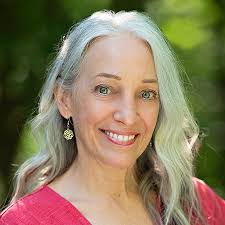 Amy Fuller's Instagram, Twitter & Facebook