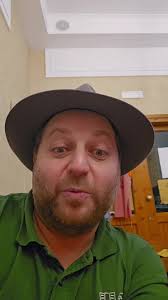 🤗🙏 Grazie per essere stato a Battipaglia a Jeffrey Jey degli Eiffel 65!  🎤✨ Una cena ricordando la fine degli anni '90, quando la musica dance ci  faceva ballare tutta la notte. Quei tempi spensierati ...