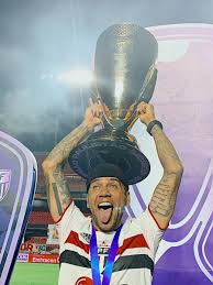 He competed in the men's double sculls event at the 1992 summer olympics. Football Talk On Twitter Dani Alves Wins The 41st Trophy At Age 38 With Sao Paulo He Is Now The Most Decorated Player In Football History