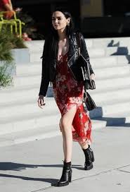 Avec quelles chaussures la porter à un mariage ? Des Chaussures A Porter Avec Une Robe Rouge 428 Tenues Et Looks Lookastic France