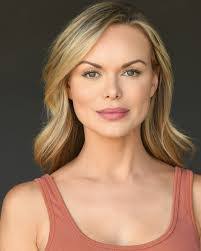 Kimberly Dilts's Instagram, Twitter & Facebook