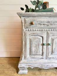 Crackle finish process and products: How To Achieve A Crackle Finish Meg Del Design Furniture