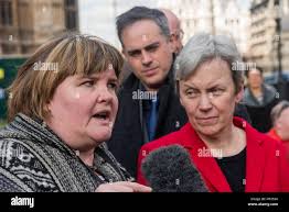 Debbie bartlett hi-res stock photography and images