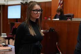 Anna sorokin in court on thursday. Anna Sorokin Die Fake Erbin Wurde Aus Der Haft Entlassen Gala De