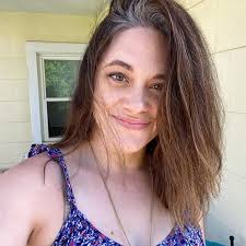 Just got a fresh haircut and I'm feeling fabulous! 💇🏻‍♀️💁🏻‍♀️ #newhair  #feelinggood #selfcare