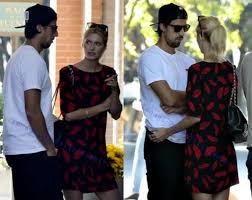 Lena gercke is the german fashion model who dated sami khedira, the dynamic midfielder with flawless aerial ability who once played for real madrid and honestly also for his great german looks! Football Paparazzi On Twitter Sami Khedira And Lena Gercke Out In Madrid Http T Co Bicl6lxwpw