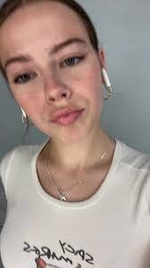 Alyssa Bain's Instagram, Twitter & Facebook