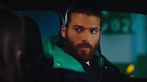 Can Yaman and Sanem Boxing