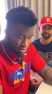 YOU WILL NOT WANT TO MISS THE LAWRENCE SPORTS CARD EXPO!!! MAY 9-11 AT THE  DOUBLETREE LAWRENCE!!! GET YOUR TABLES NOW!