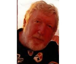 Derek Reno's Instagram, Twitter & Facebook