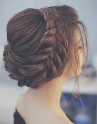 Indian Bridal Hairstyles Bridal Hairstyles Indian Wedding Hairstyles Bridal Ghoonghat Beuatiful Bun Delicate Brow Hair Styles Hairstyle Long Hair Styles