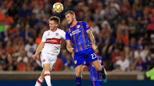 Joanna Woś - On the Edge of Discomfort - Art capturing intimacy - PW-Magazine