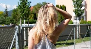 Ascorbinsäure (100 %, vitamin c). Haare Naturlich Aufhellen Mit Diesen 9 Hausmitteln We Go Wild