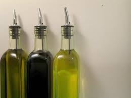 The Oil 411 Olive Oil Vs Vegetable Oil Vs Canola Oil Kitchenability