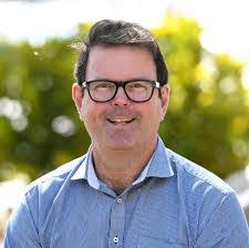 Danielle Hornsby's Instagram, Twitter & Facebook