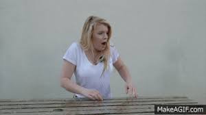 Opérateur de téléphonie & internet au service des entreprises. Liam Pitts Vattenprankar Keyyo On Make A Gif