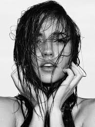Pin By Bella Brace On Hair Face Photography Wet Hair Black Photography
