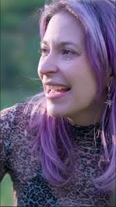 Rolling Stone called @lindsayloumusic the next queen of bluegrass. We call  her one of the sweetest and most talented musicians we’ve filmed with so  far ☀️, New field recording of ‘Nothing’s Working’ ...