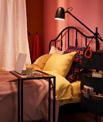 اجعل سريرك مفيد ا طوال النهار وليس للنوم فقط Ikea