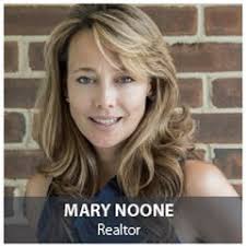 Mary Noone's Instagram, Twitter & Facebook