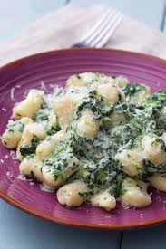 Maybe you would like to learn more about one of these? Gnocchi Con Stracchino E Spinaci Ricetta Ricette Pasti Italiani Idee Pasto Sano