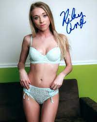 Riley Anne signed 8x10 Photo Picture autographed Pic with COA | eBay