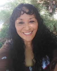 Emma Bartlett's Instagram, Twitter & Facebook