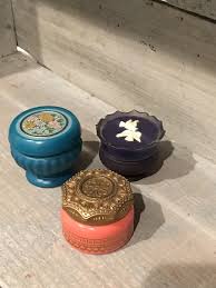 Remove your spaghetti pasta from its store box and place it in a tall kitchen canister. Avon Cream Sachet Jars Set Of 3 Unforgettable Cream Sachet Lemon Velvet Cream Sachet Rapture Cream Sachet Avon Vani Vintage Avon Avon Perfume Bottles Avon