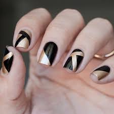Black And Gold Nail Art Nails Of The Days Black Gold Nails Metallic Nails Design Gold Nail Art