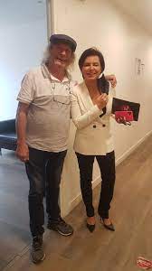 Ce sont des gens vaillants mais ils étaient très affectés et très en colère ». Rene Malleville On Twitter Que Des Supers Nanas A Tpmp