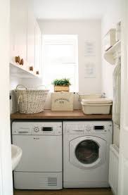49 Exemples Astucieux De Buanderie Que Vous Aimeriez Bien Avoir A La Maison Petite Buanderie Linge Dans La Salle De Bain Buanderie