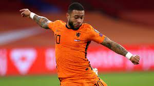 When memphis depay was named biggest talent of the dutch eredivisie in 2015, his price was a cruyff court (a very neat artificial grass court from the cruyff foundation), built wherever he liked. Habis Kontrak Di Olympique Lyon Memphis Depay Tidak Hanya Barcelona Yang Menginginkan Saya Goal Com