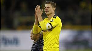Hat mit einer couragierten piszczek abschied shirt auf das schockerlebnis vom vortag reagiert mit. Bvb Piszczek Kehrt Im Sommer Zu Seinem Jugendklub Zuruck Transfermarkt