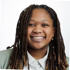 Today marks the end of a beautiful chapter. I completed my first internship  with Pfizer ! I've learned so many different things not only about Pfizer,  but about myself. I went in