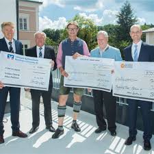 Darüber hinaus bietet es viele weitere. 25000 Euro Von Drei Sponsoren Region Chiemgau