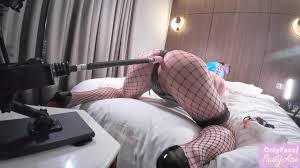 Nasty Rem🤍Re:Zero Sexy bunny girl cosplayer playing with fucking machine