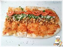 Mersin'e has etli bir dürüm çeşidi olan tantuni, sotelenen etlerin çoğunlukla kuyruk yağ ilavesiyle sacda pişirilmesiyle hazırlandığı çok lezzetli bir yöresel tarifimiz. Tantuni Tarifi Tavuklu