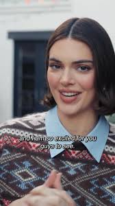 Kendall gave @archdigest a tour of her home this Christmas to share all of  her beautiful holiday decor! #MerryChristmas #HappyHolidays🎄🎄  @kendalljenner Kendall worked with @jeffleatham to create a festive  atmosphere, perfect for