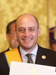 File:Guillermo Lasso, Mediante Decreto Ejecutivo 798, Condecora a Julio  José Prado (cropped).jpg