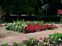 The first parts were build in the 17th century. Rosengarten Landeshauptstadt Saarbrucken