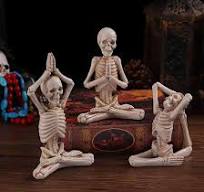 UANGLI Juego de 3 Estatuas de Esqueletos de Yoga, Figura de Calavera  Meditadora Zen, Decoración del Hogar, Decoración de Esqueleto Gótico de ...