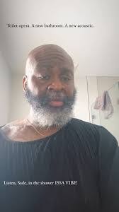 Lisa Fleisher's Instagram, Twitter & Facebook