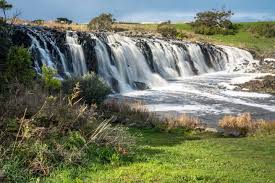 Hopkins falls can be reached on bitumen roads from warrnambool, there is a. Great Ocean Road Itinerary 7 Days On The Great Ocean Road We Dream Of Travel Blog