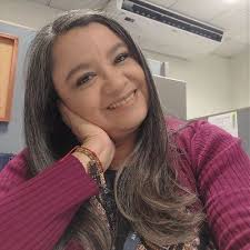 Karla Paz (@karlita_paz)