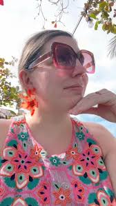 Kat Bond (katbondstyle)