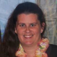 How to Wave Your Hair: 3 Heat-Free Techniques