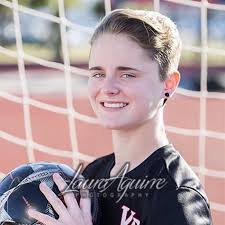 Hallie Rutherford's Instagram, Twitter & Facebook