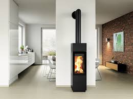 Informieren sie sich vor der bestellung über das zur installation notwendige kaminzubehör, wie rohre zum anschluss des kamins an den schornstein. Freistehende Kamine Basics Zu Formen Einbau Und Kosten